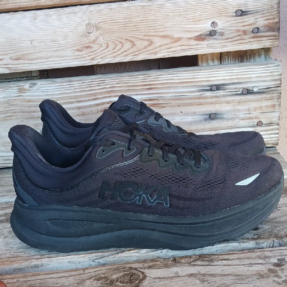 Hoka Bondi 9 Black Athletic Shoes with Cushioned Midsole - Picture 3 of 15